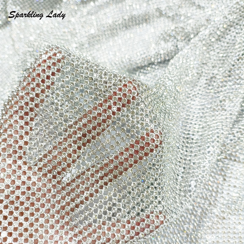 قماش معدني مرصع بالأحجار الكري - مراجعة Crystal Mesh Fabric وسعره