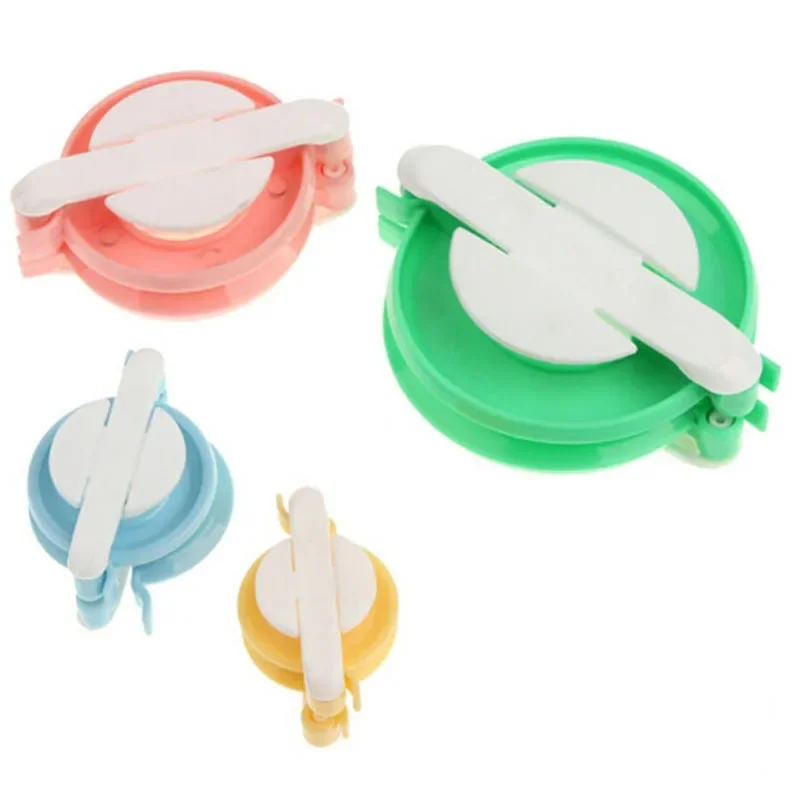 أدوات صنع كرات الصوف بأربعة أح - مراجعة Pom Pom Maker Tool وسعره