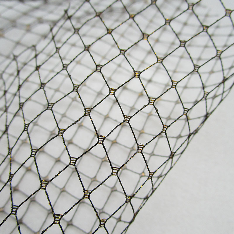 قماش شبكة ذهبي ماسي شفاف لحجاب - مراجعة Crystal Mesh Fabric وسعره