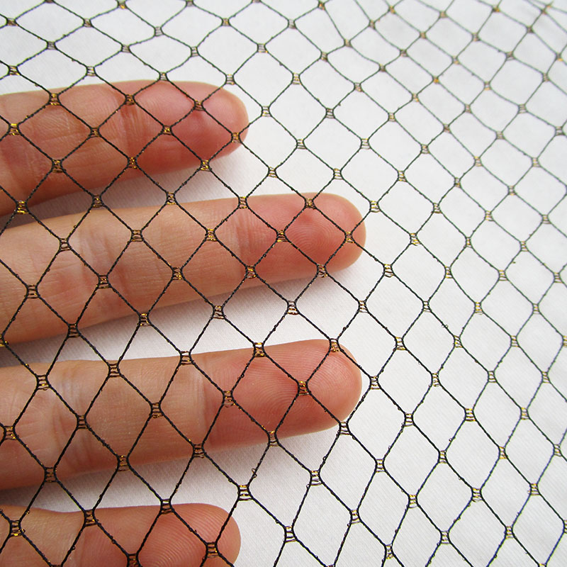 قماش شبكة ذهبي ماسي شفاف لحجاب - مراجعة Crystal Mesh Fabric وسعره