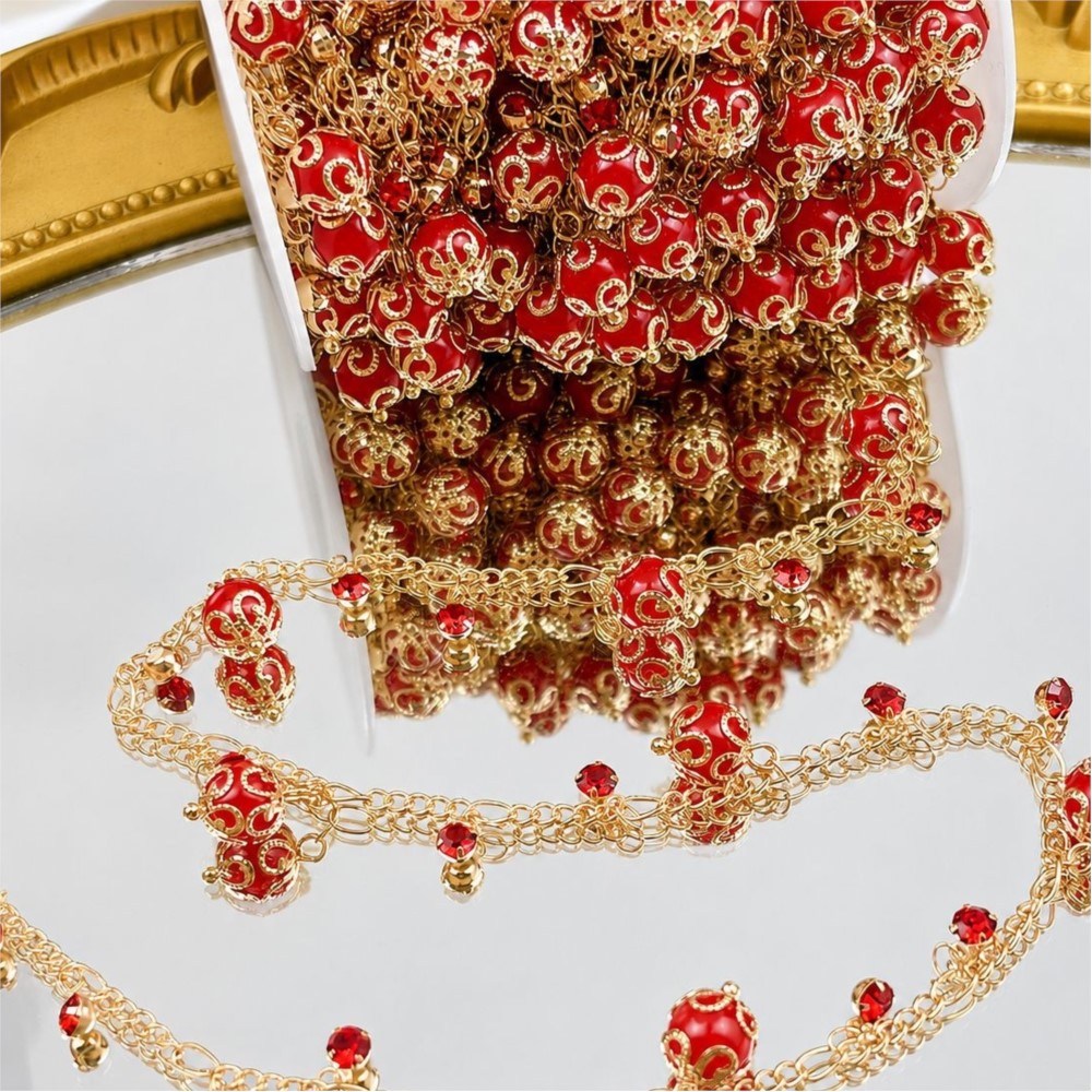 سلسلة زجاجية مرصعة بالأحجار ال - مراجعة Pearl Trim Chain وسعره